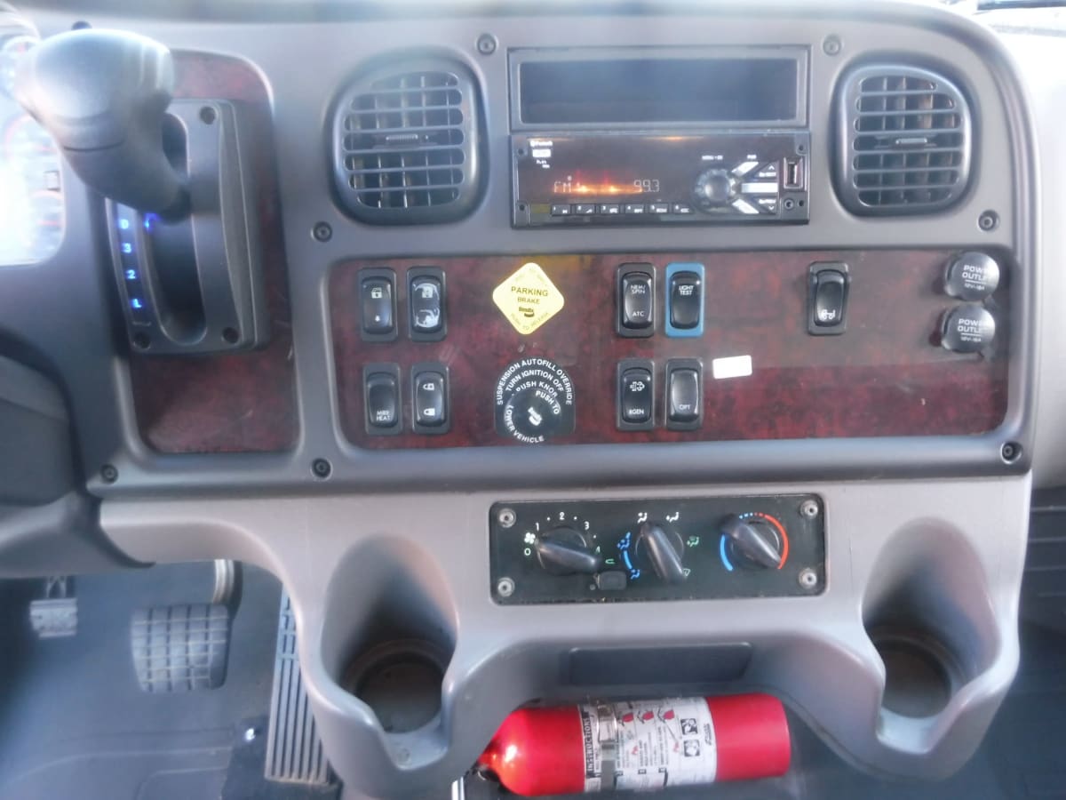 2019 Freightliner/Mercedes M2 106 879304