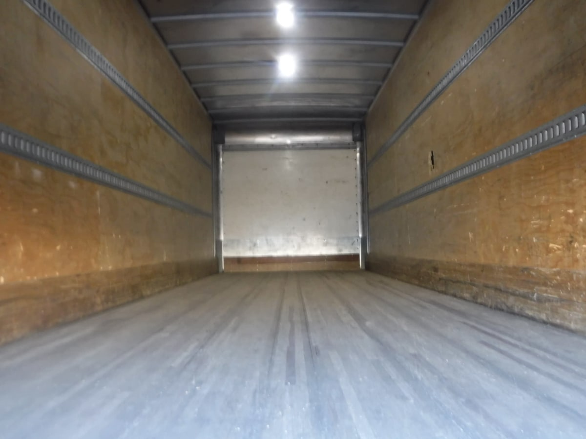 2019 Freightliner/Mercedes M2 106 879304