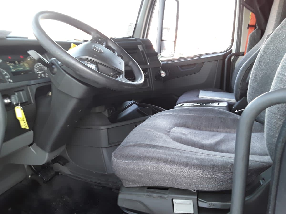 2019 Volvo VNL64T-760 879313