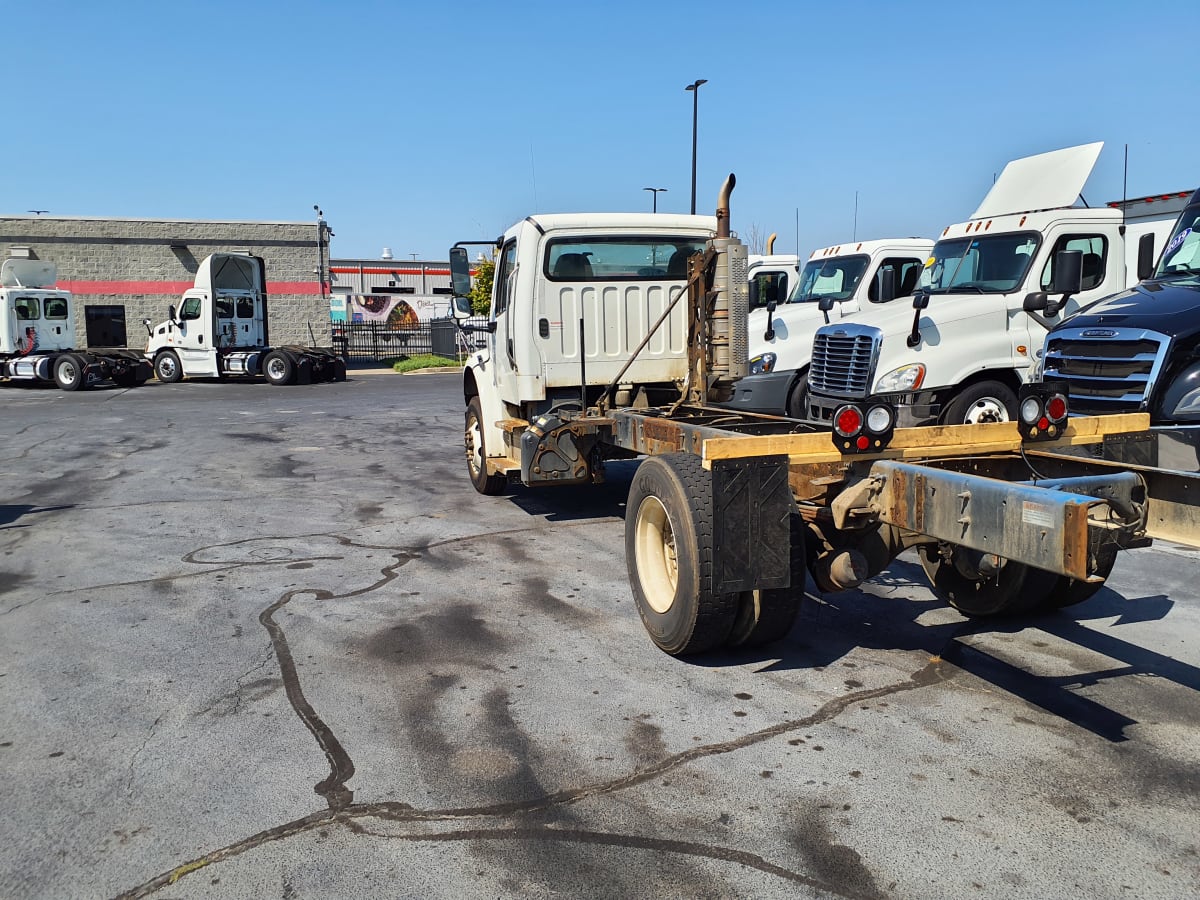 2019 Freightliner/Mercedes M2 106 879370