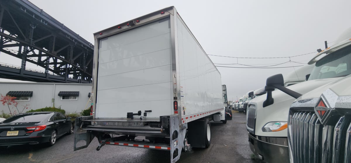 2019 Freightliner/Mercedes M2 106 879422