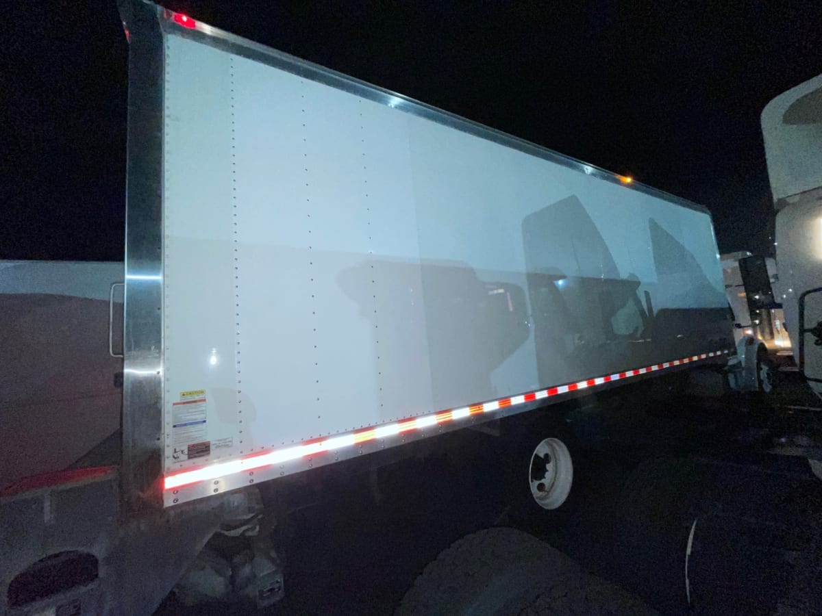 2019 Freightliner/Mercedes M2 106 879423