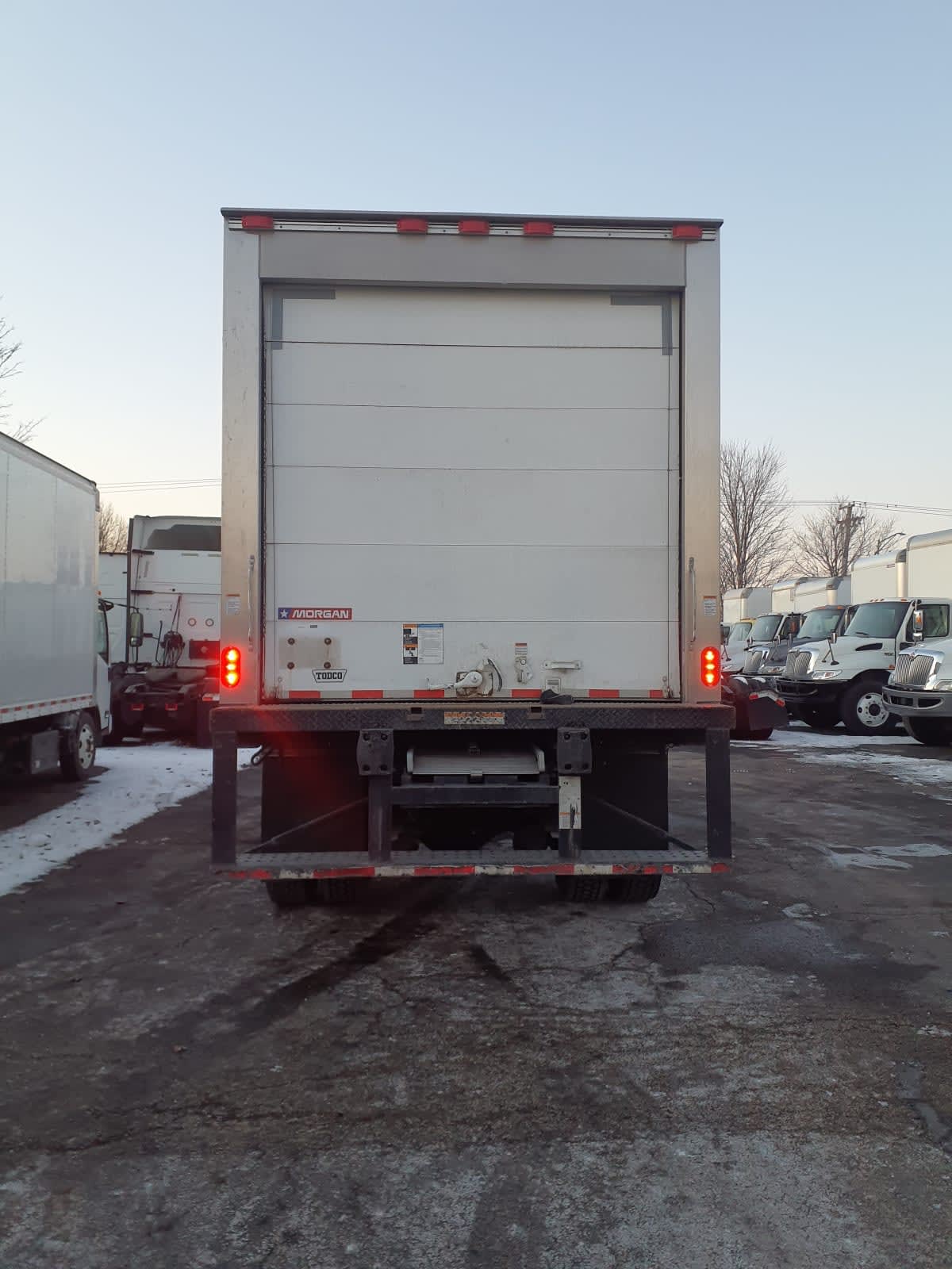 2019 Freightliner/Mercedes M2 106 879450