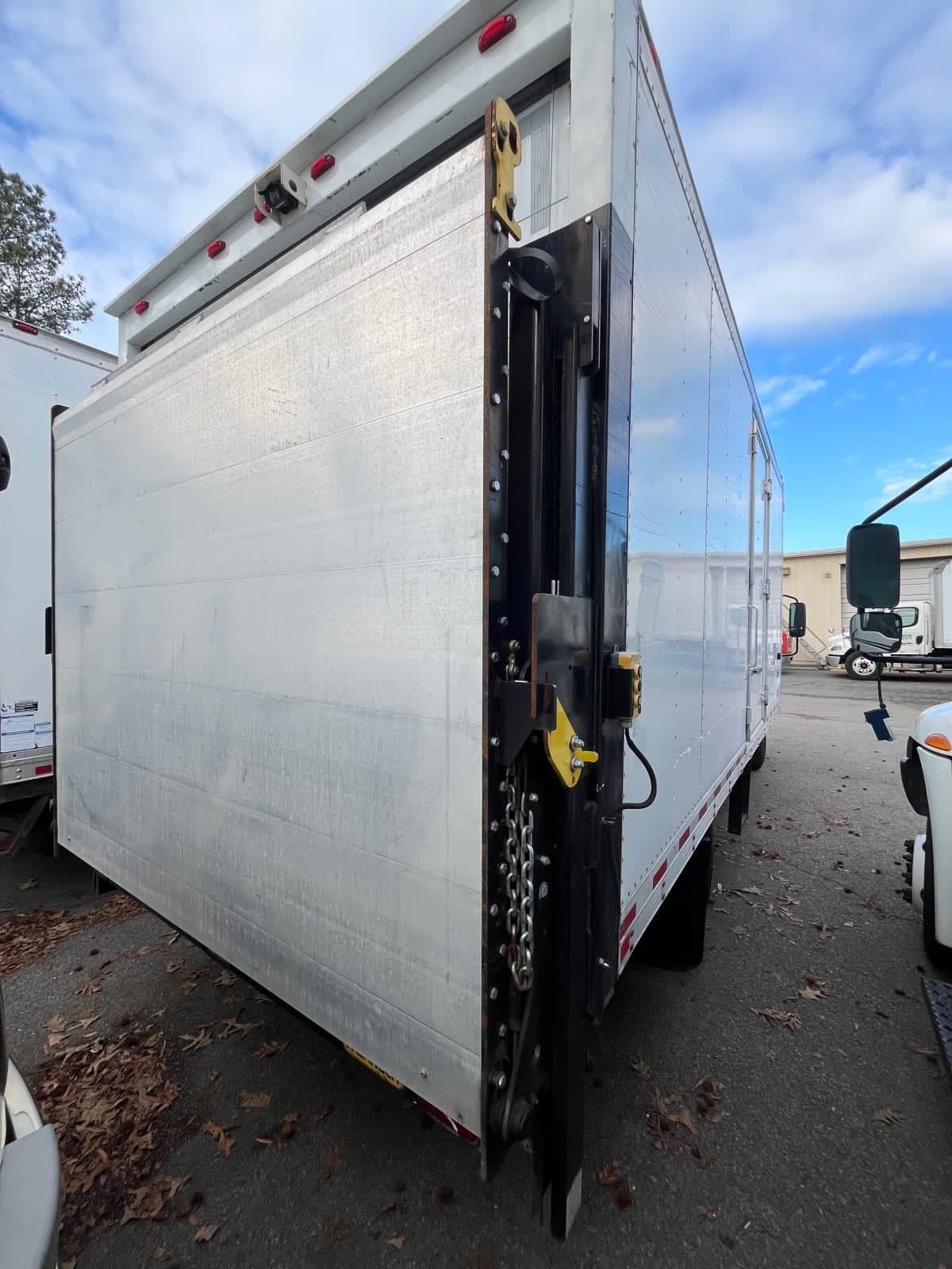 2019 Isuzu NPR HD 879455