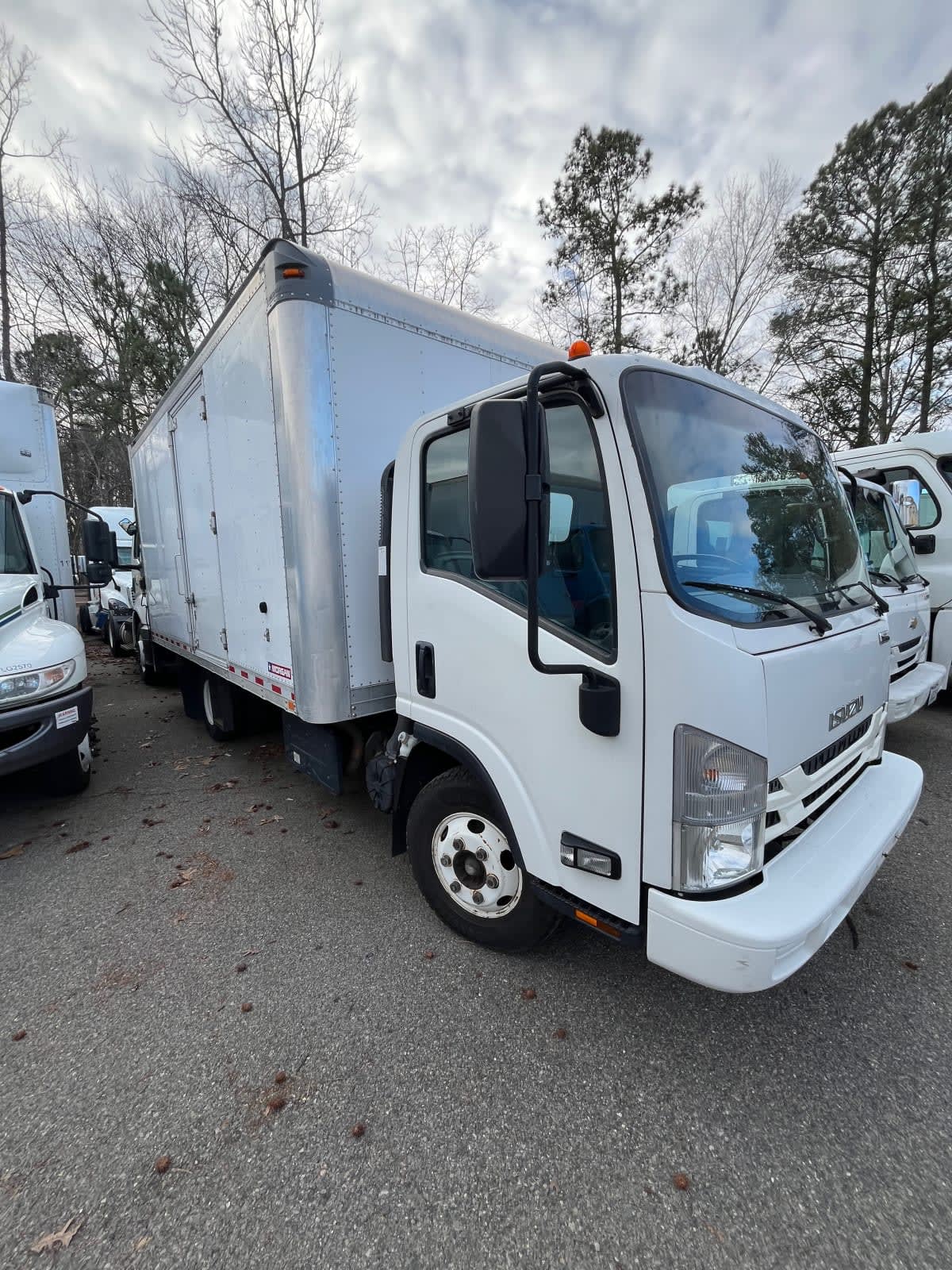 2019 Isuzu NPR HD 879455