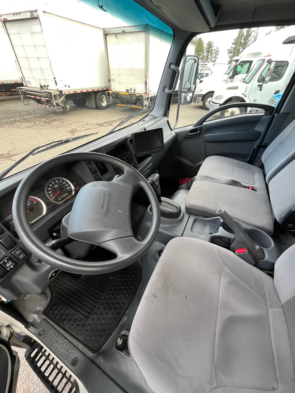 2019 Isuzu NPR HD 879455