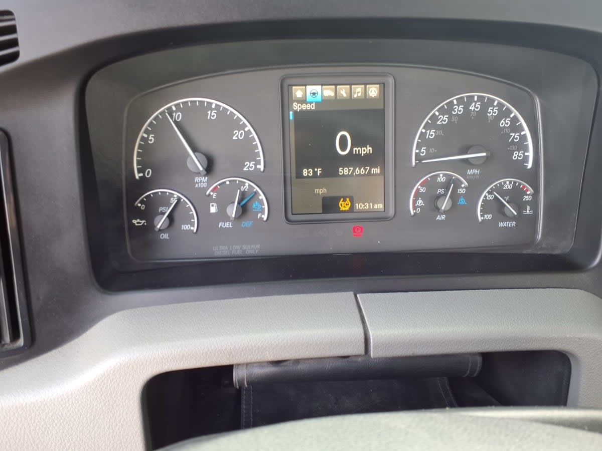 2019 Freightliner - image 10