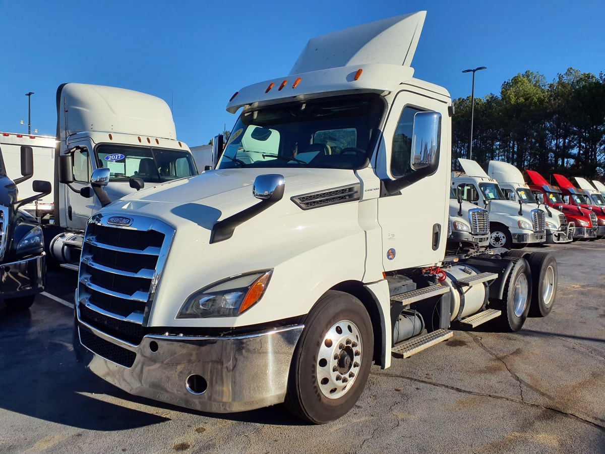 2020 Freightliner/Mercedes NEW CASCADIA PX12664 879506
