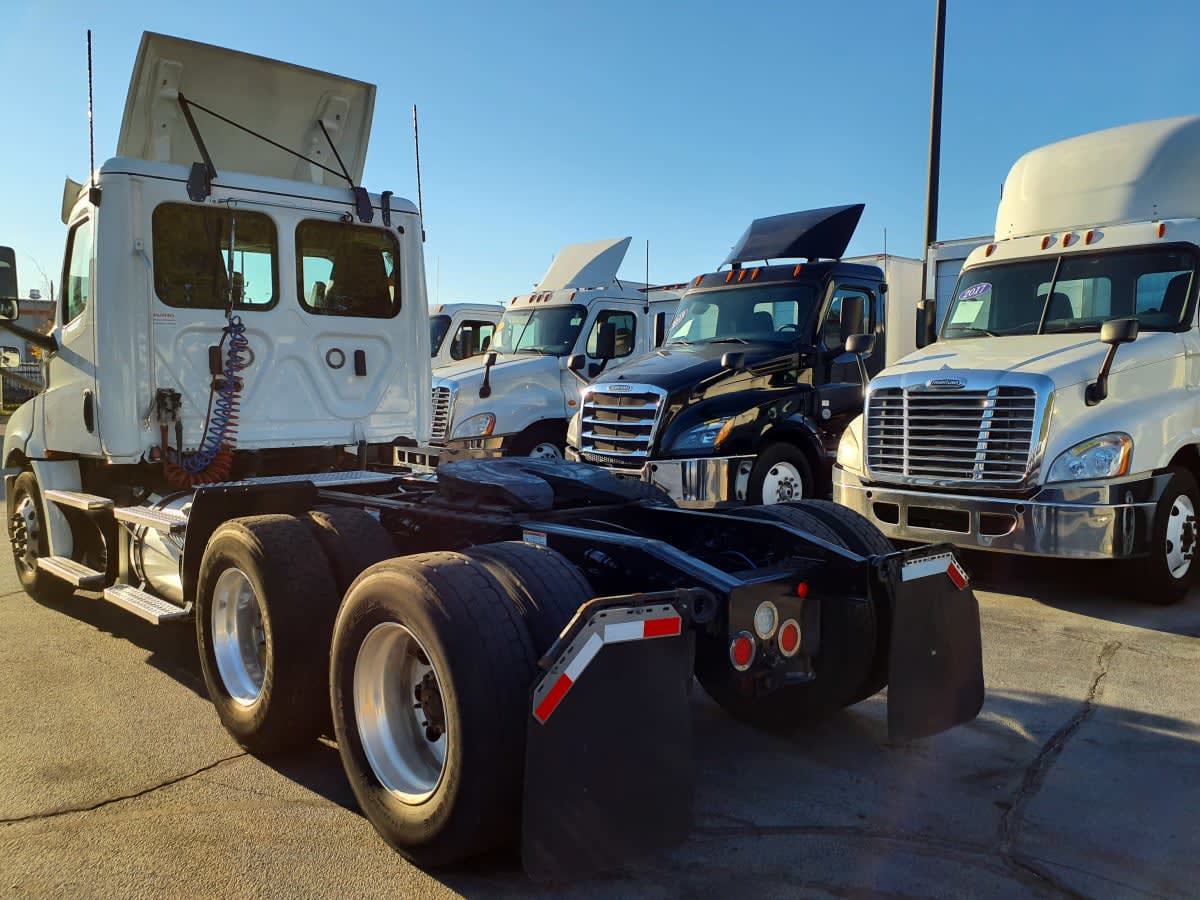 2020 Freightliner/Mercedes NEW CASCADIA PX12664 879507