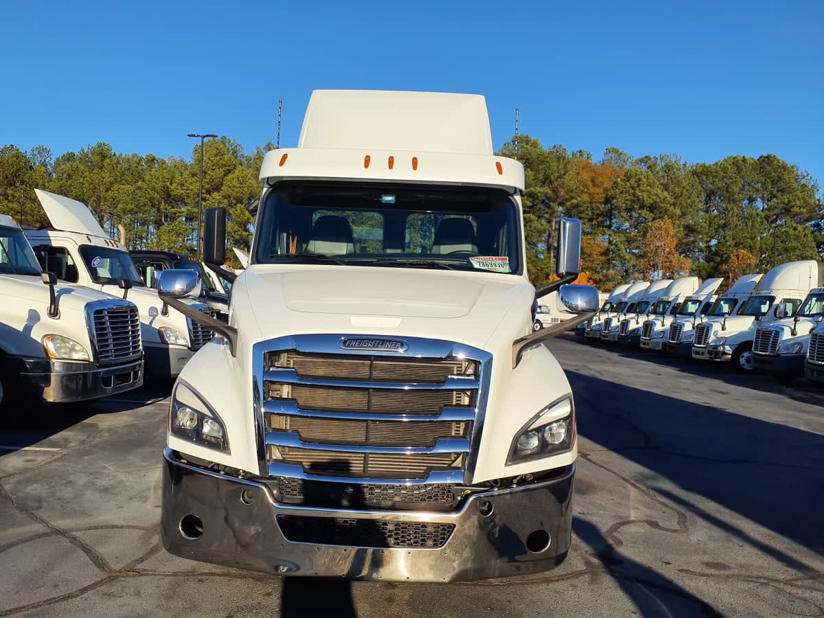 2020 Freightliner/Mercedes NEW CASCADIA PX12664 879507