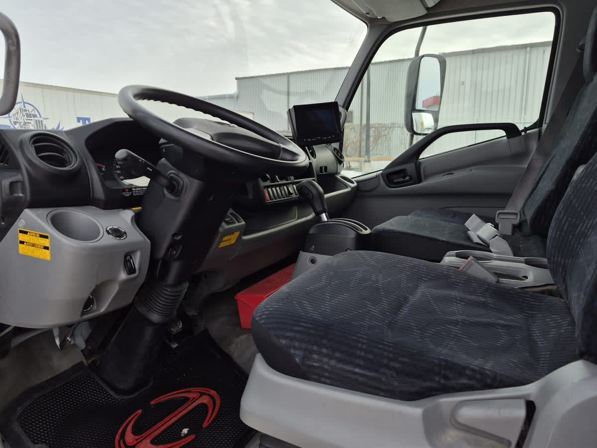 2019 Hino HINO 195 879527