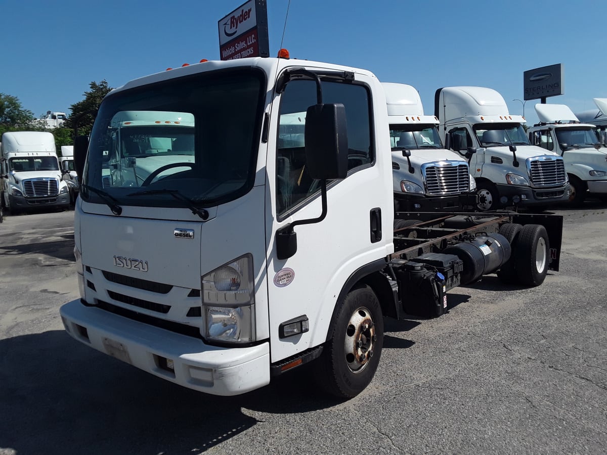 2019 Isuzu NPR 879541