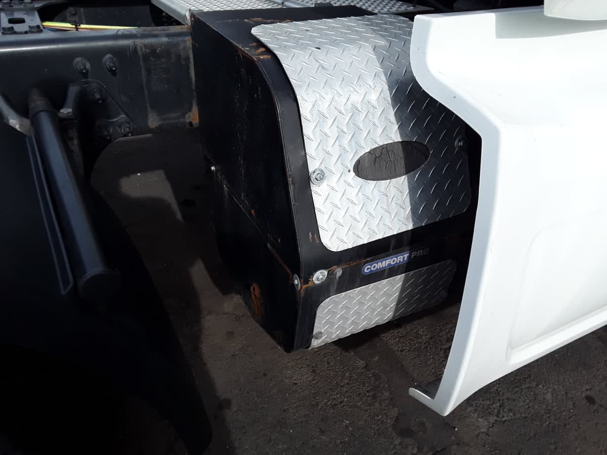 2020 Navistar International LT625 SLPR CAB 879555