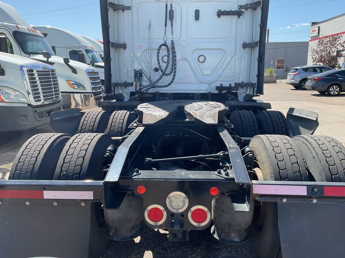 2020 Freightliner/Mercedes NEW CASCADIA PX12664 879557