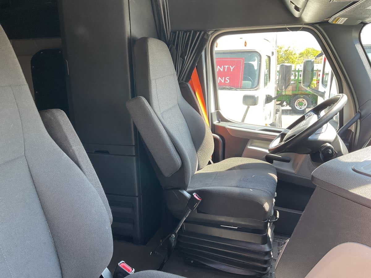 2020 Freightliner/Mercedes NEW CASCADIA PX12664 879557