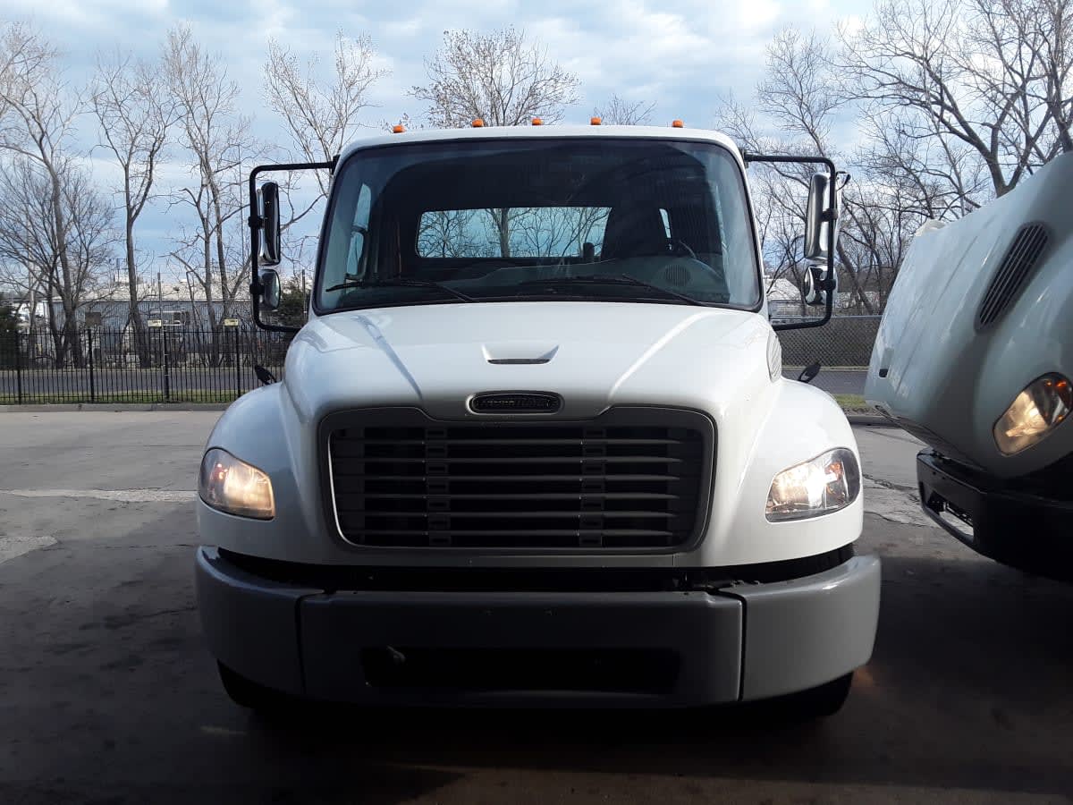 2020 Freightliner/Mercedes M2 106 879584