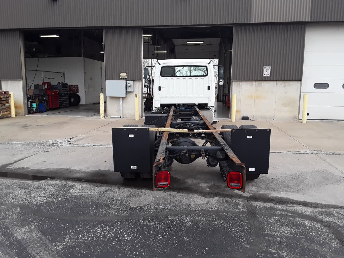 2020 Freightliner M2 106 - image 5