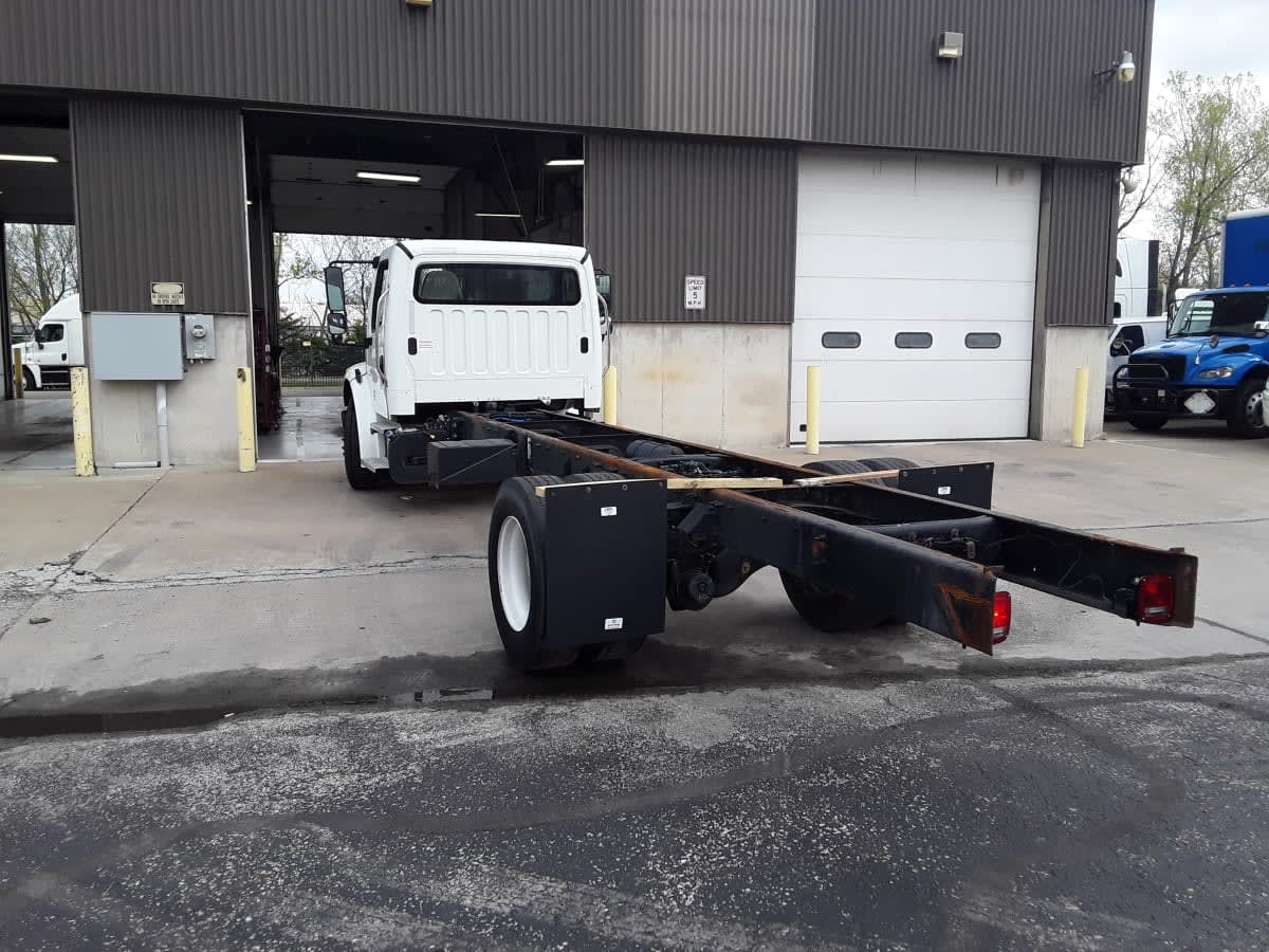 2020 Freightliner M2 106 - image 6