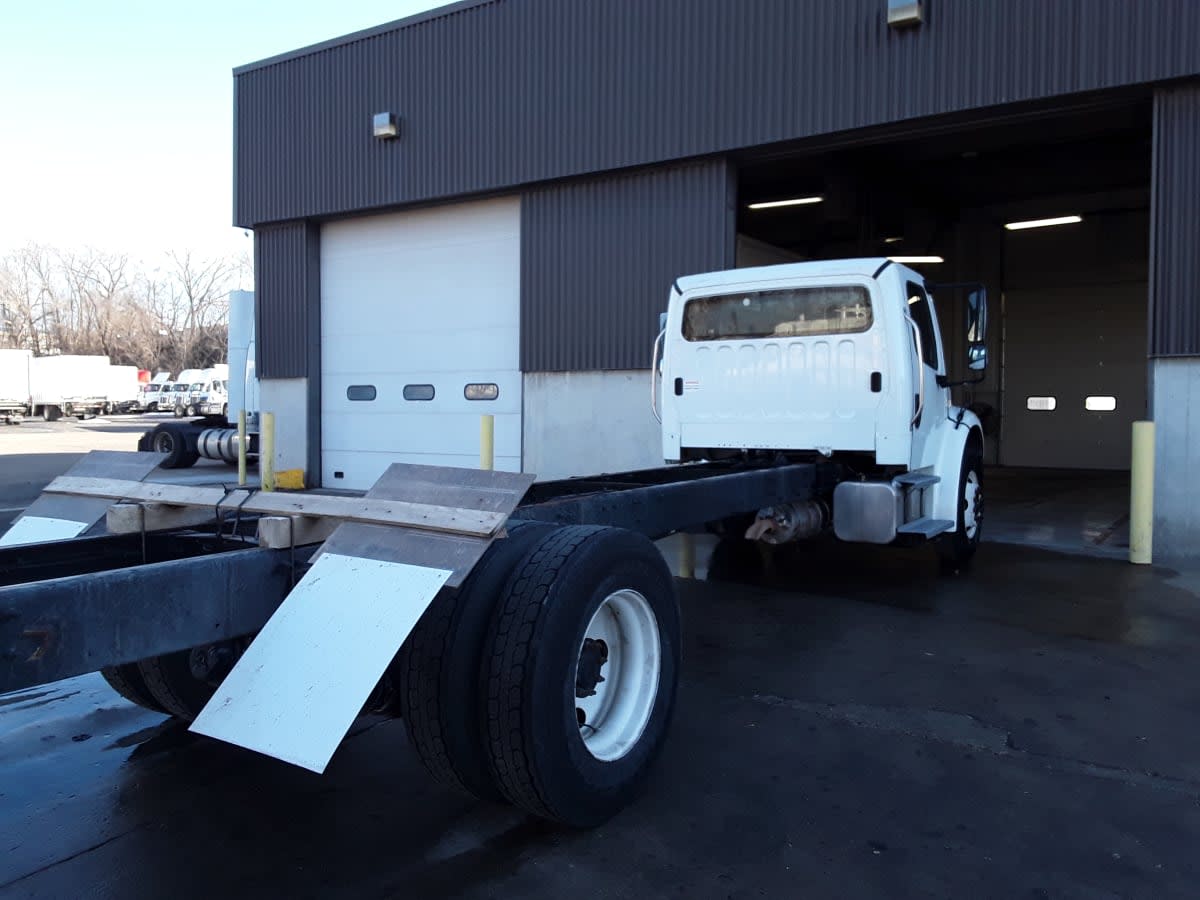 2020 Freightliner/Mercedes M2 106 879586