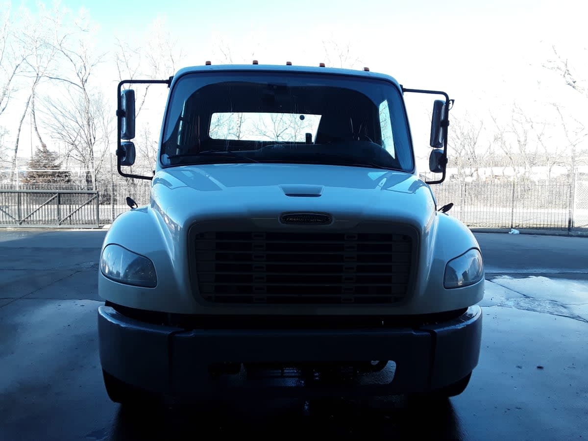 2020 Freightliner/Mercedes M2 106 879586