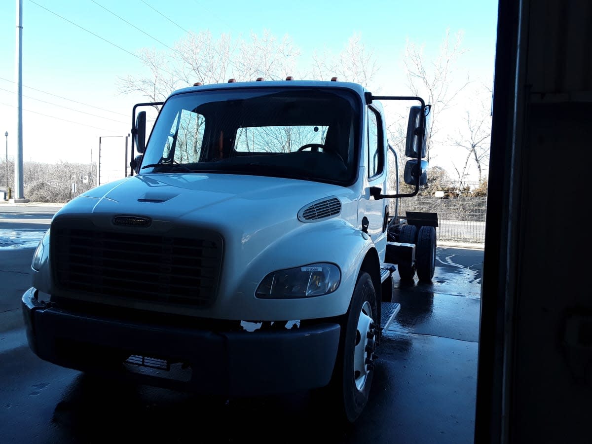 2020 FREIGHTLINER/MERCEDES M2 106 879586