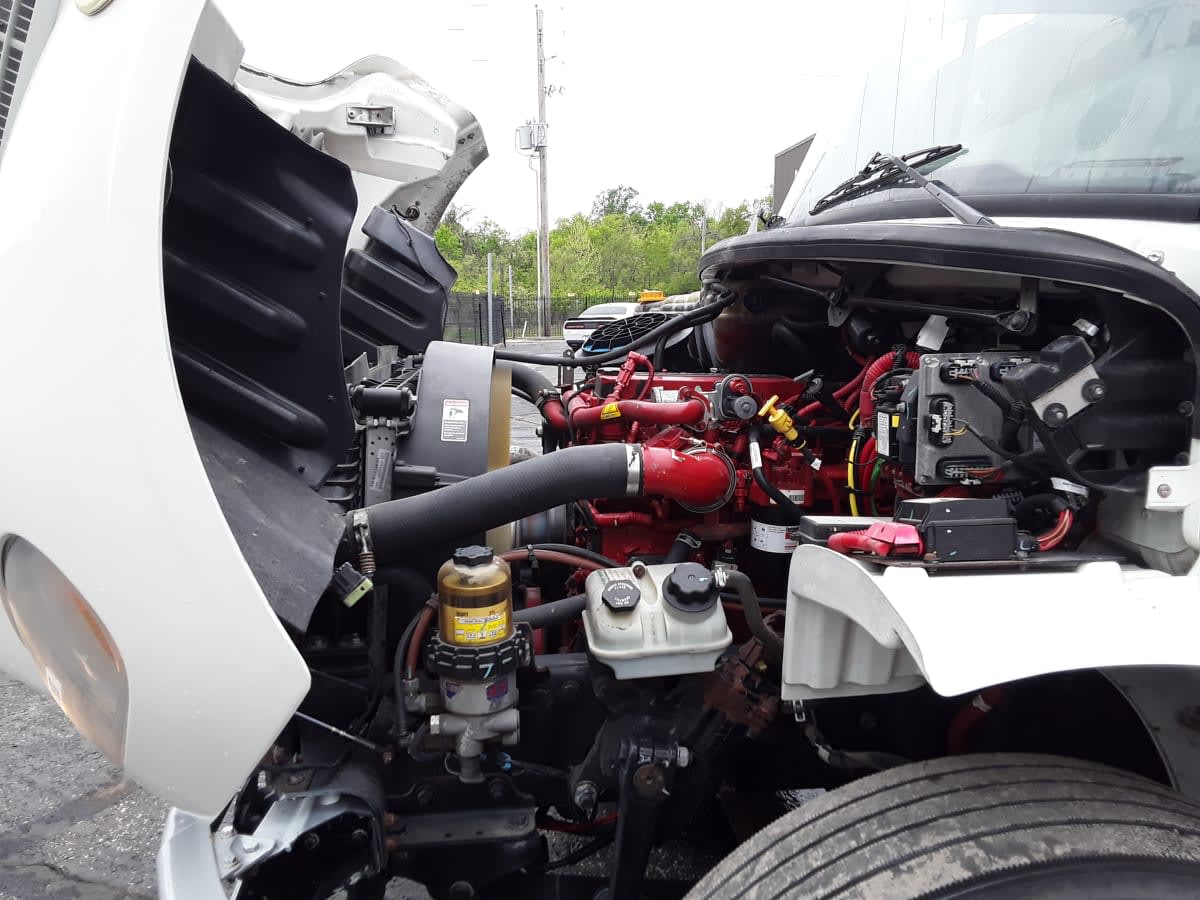 2020 Freightliner/Mercedes M2 106 879587