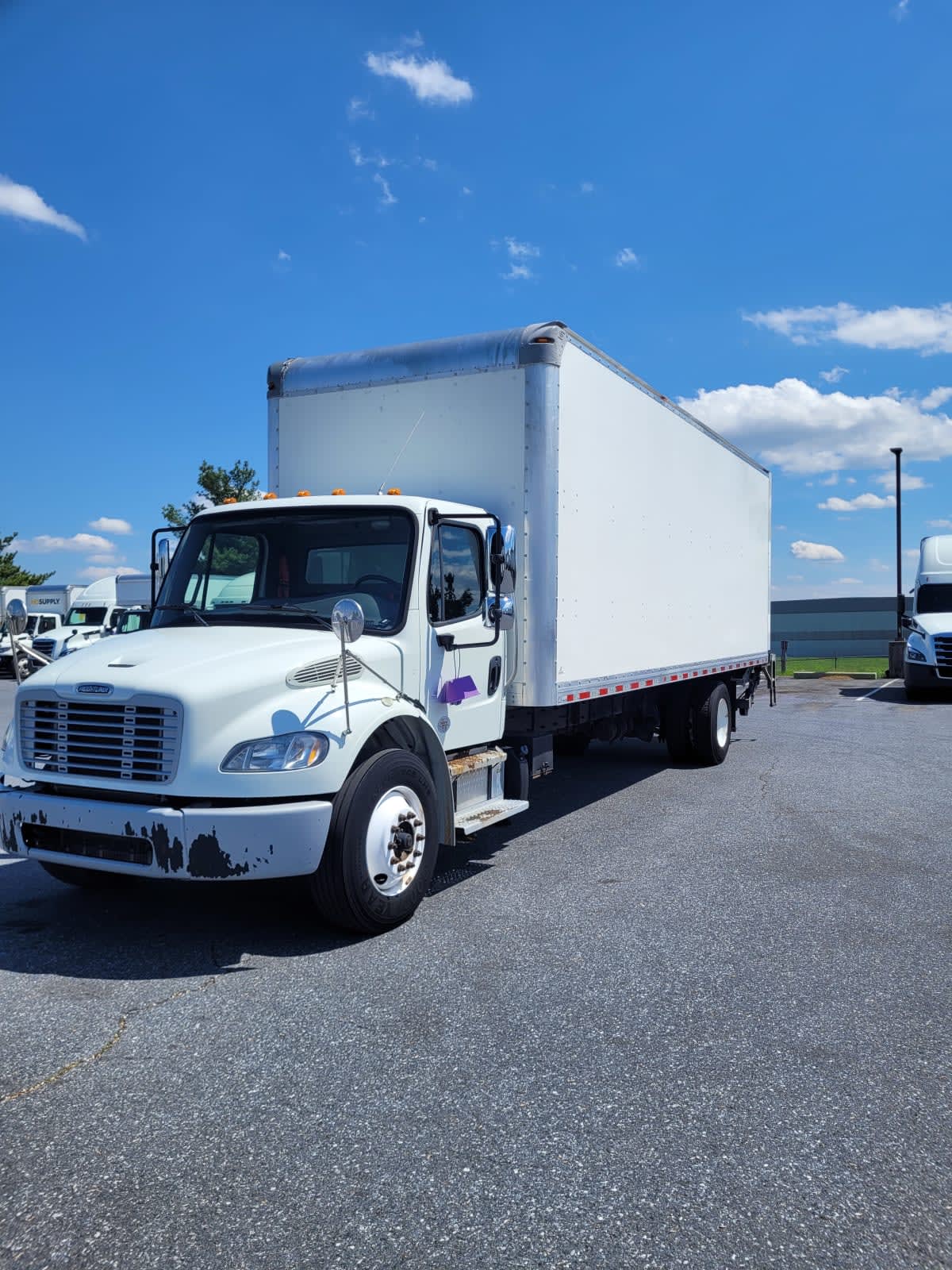 2019 Freightliner/Mercedes M2 106 879631