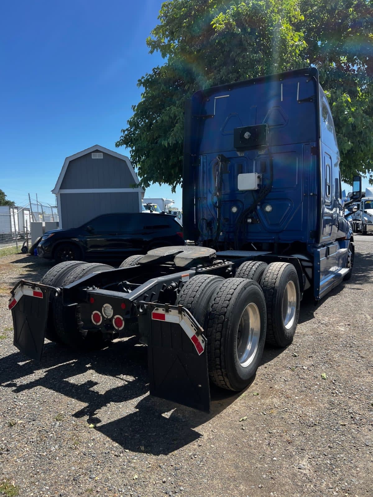 2020 Freightliner Cascadia in West Sacramento, CA — photo 4