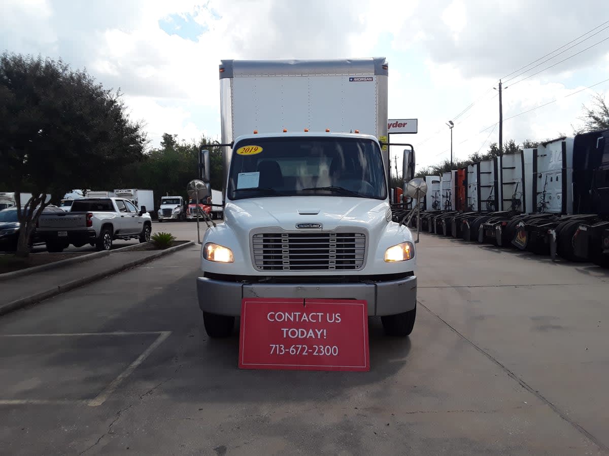 2019 Freightliner/Mercedes M2 106 879668