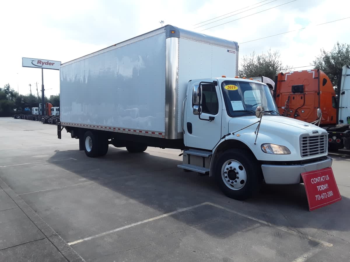 2019 Freightliner/Mercedes M2 106 879668