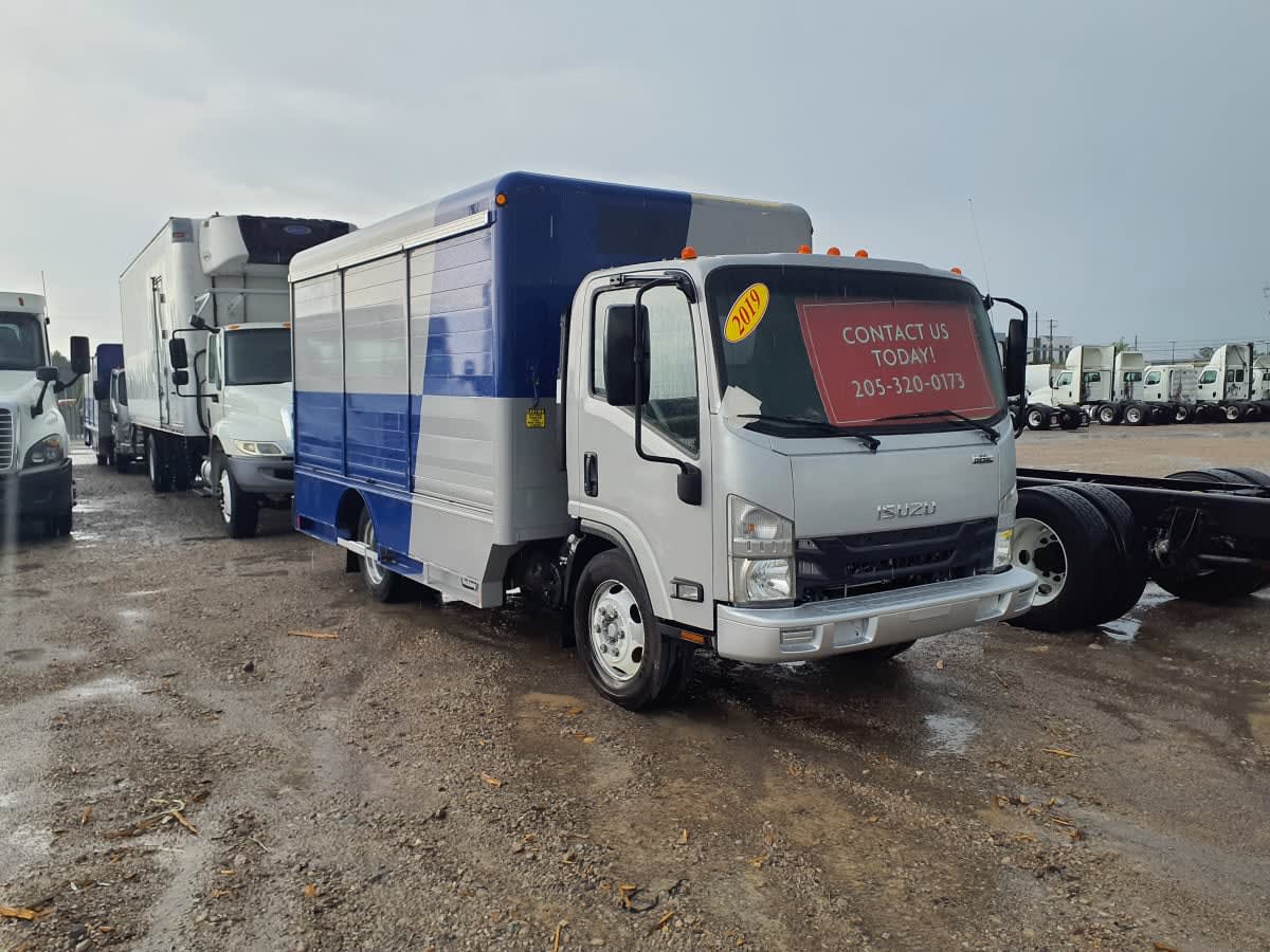 2019 Isuzu NRR 879707