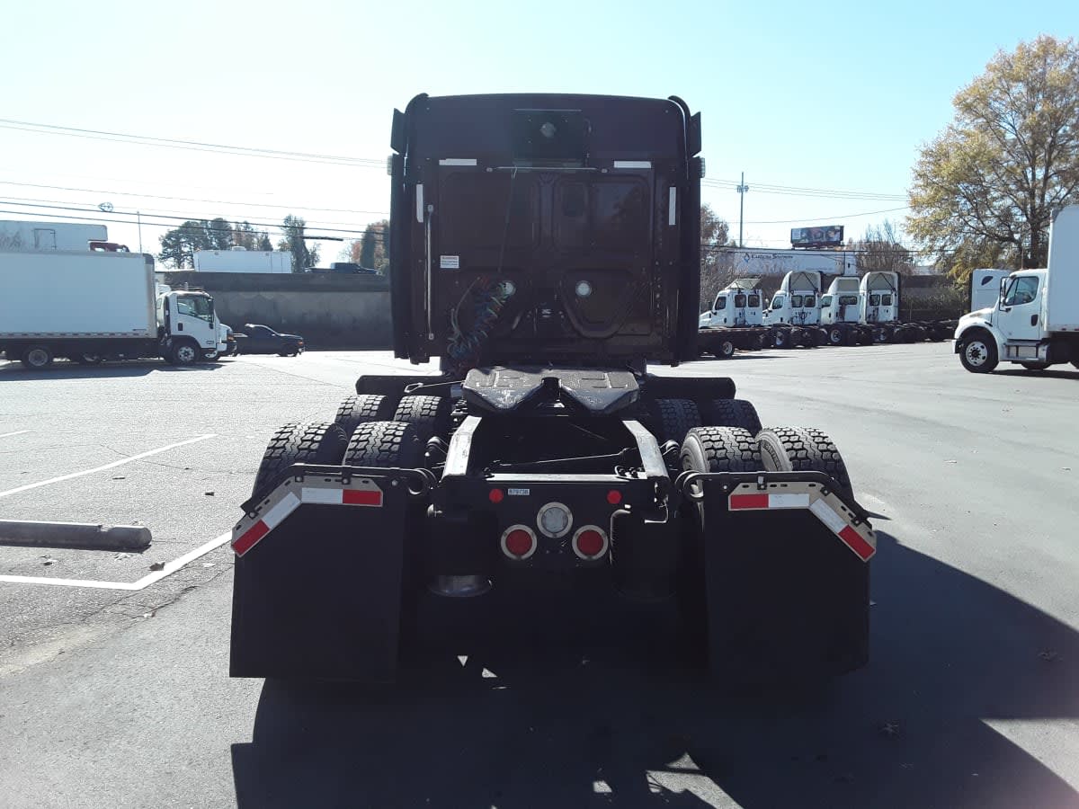 2020 Freightliner - image 12