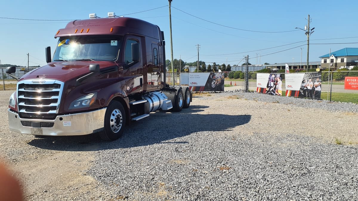 2020 Freightliner Cascadia in Birmingham, AL