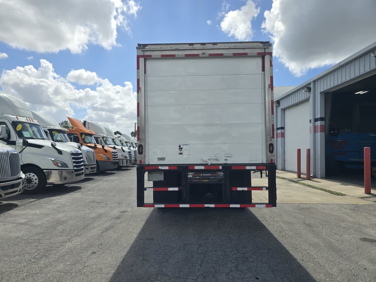 2019 Freightliner/Mercedes M2 106 879749