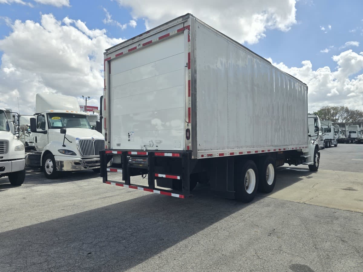 2019 Freightliner/Mercedes M2 106 879749