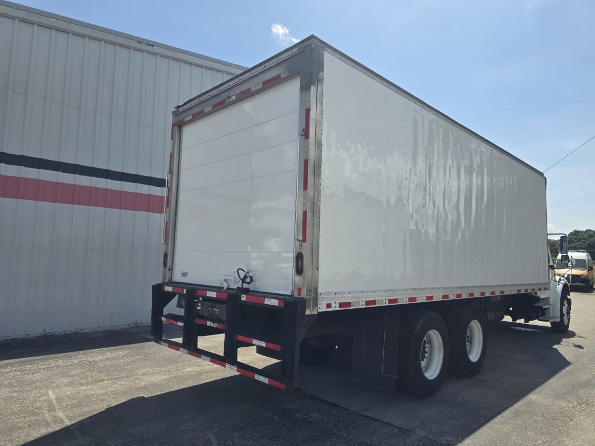 2019 Freightliner/Mercedes M2 106 879750