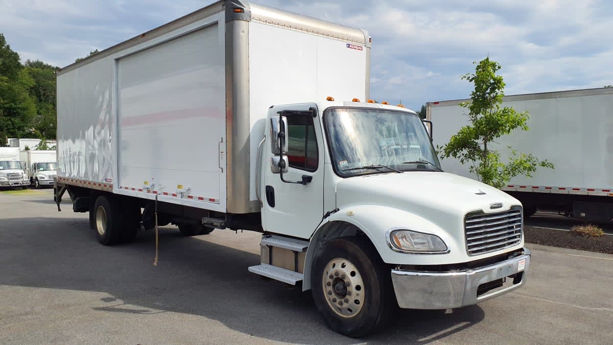 2019 Freightliner/Mercedes M2 106 879901