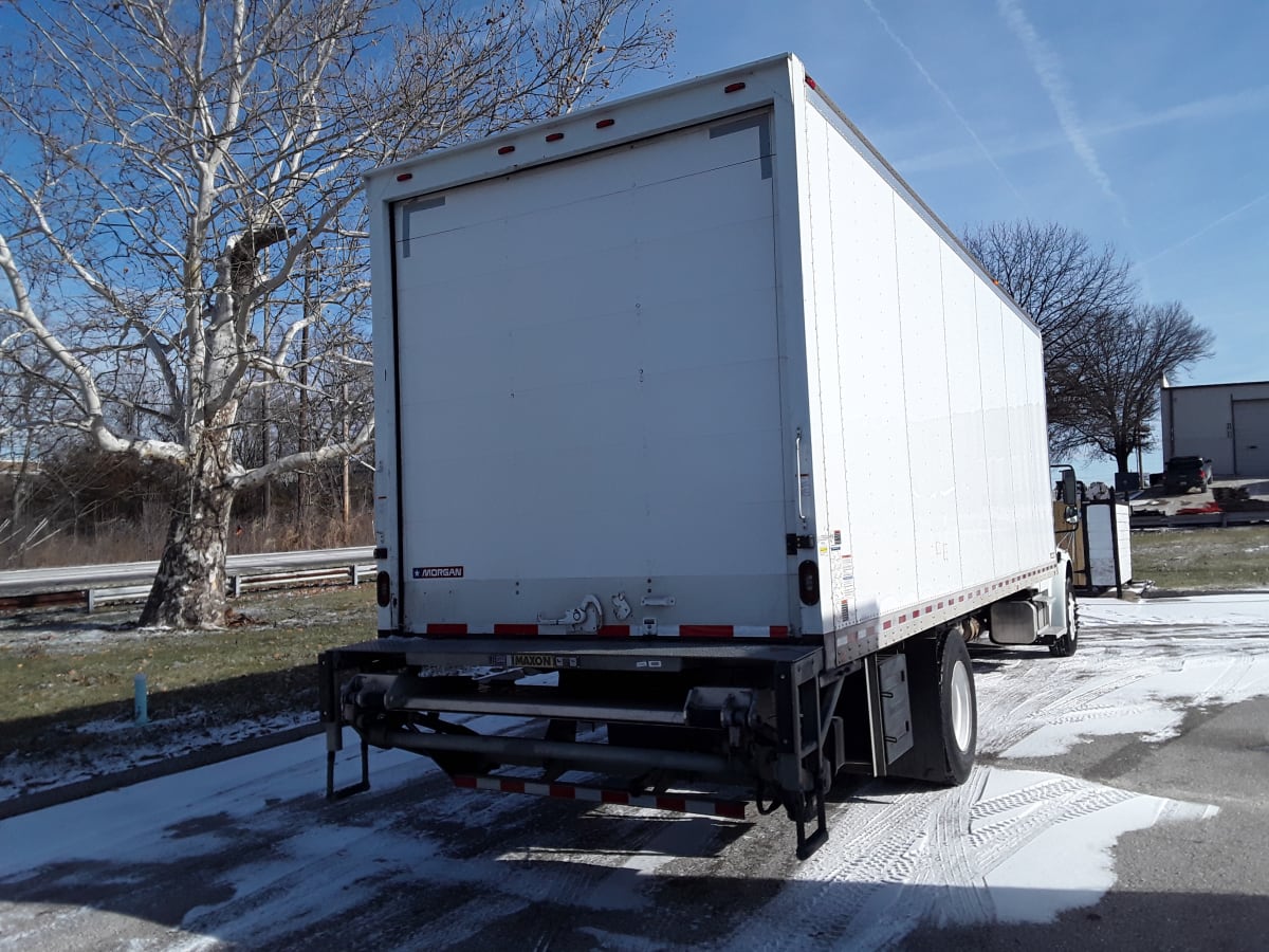 2019 Freightliner/Mercedes M2 106 879922