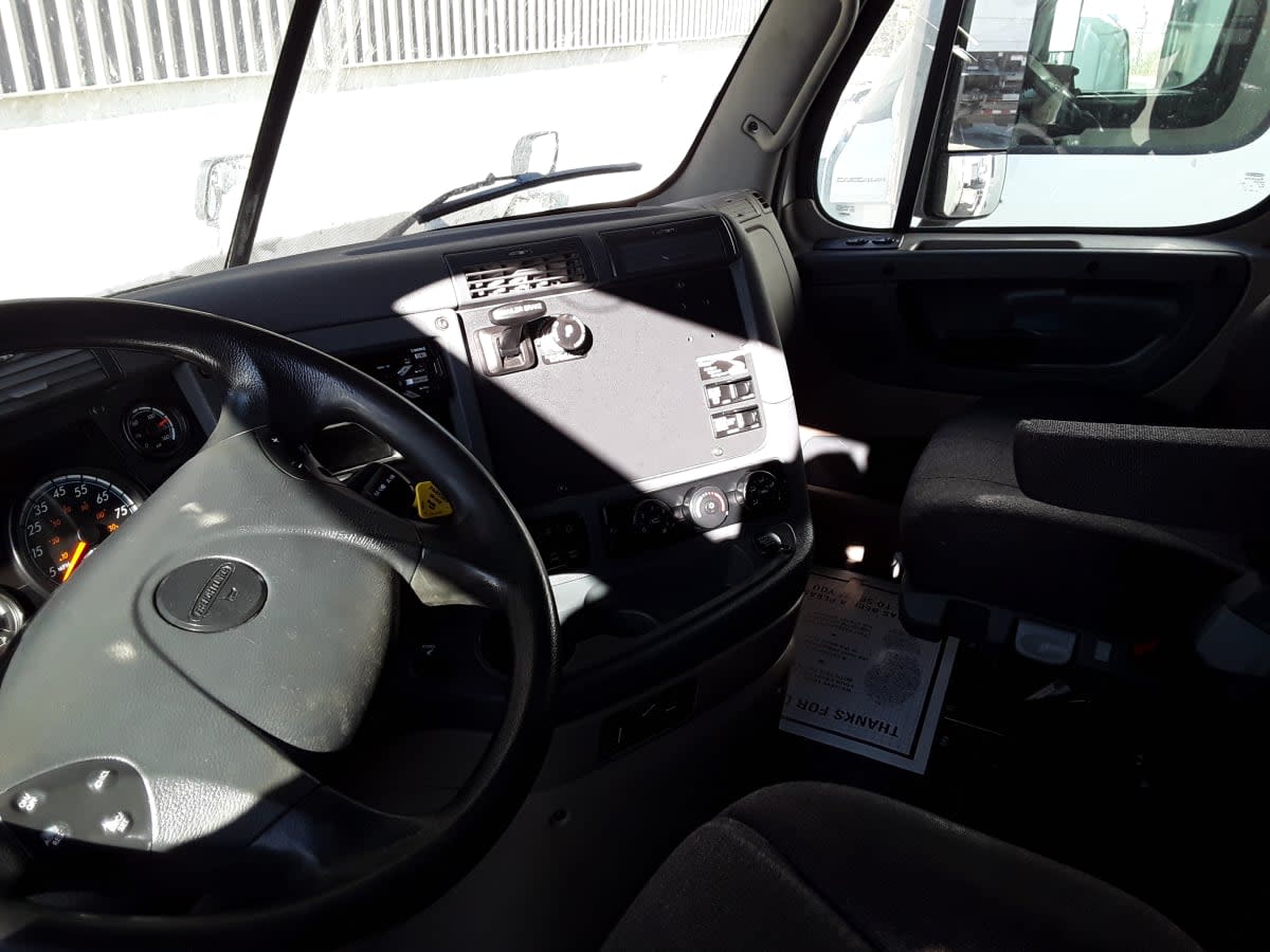 2020 Freightliner/Mercedes CASCADIA 125 879949