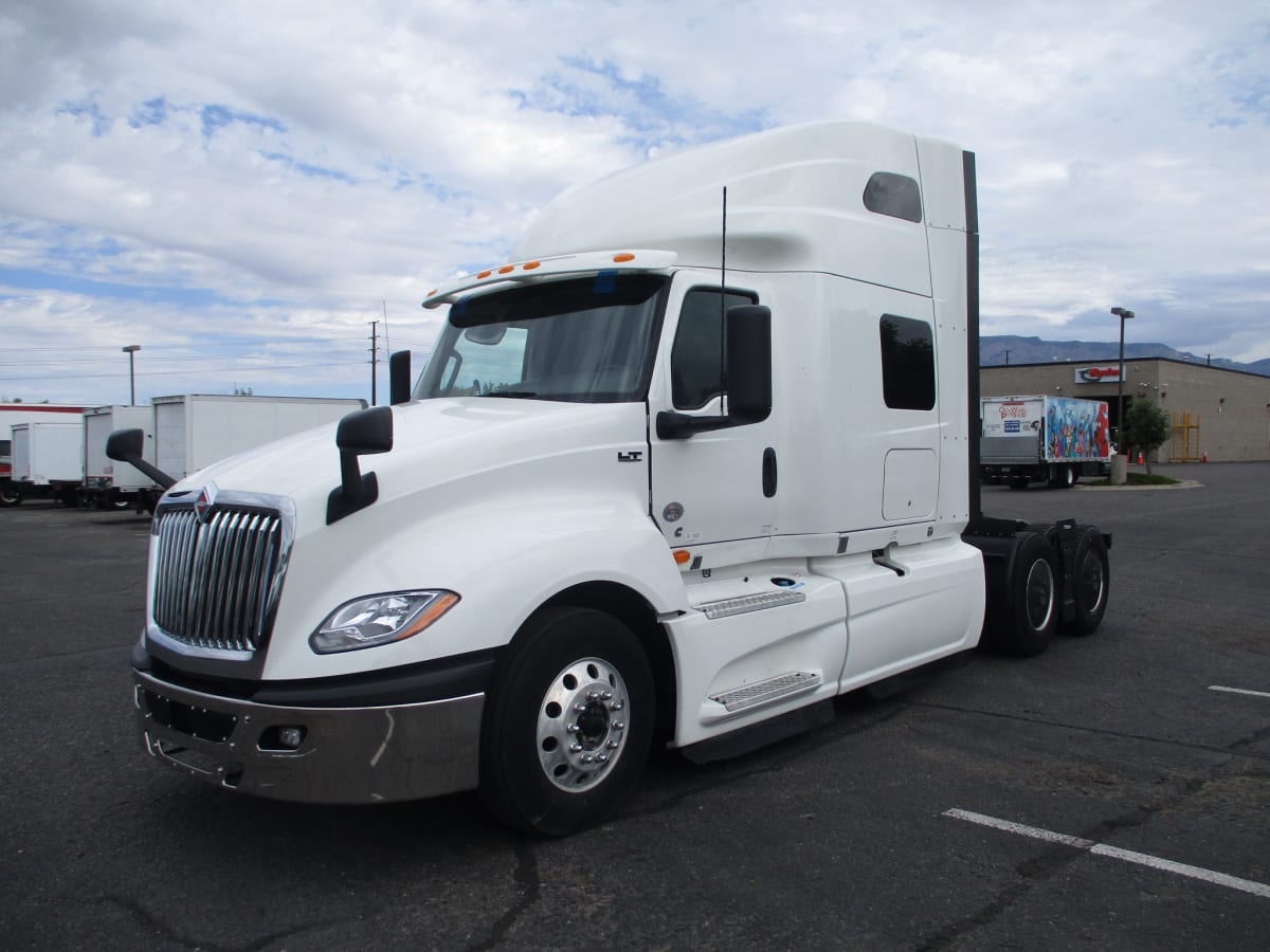 2019 Navistar International LT625 SLPR CAB 879969