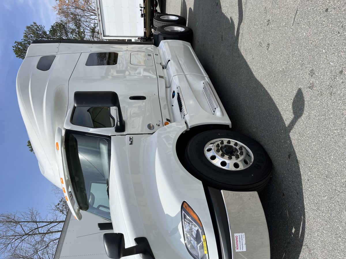 2019 Navistar International LT625 SLPR CAB 879973