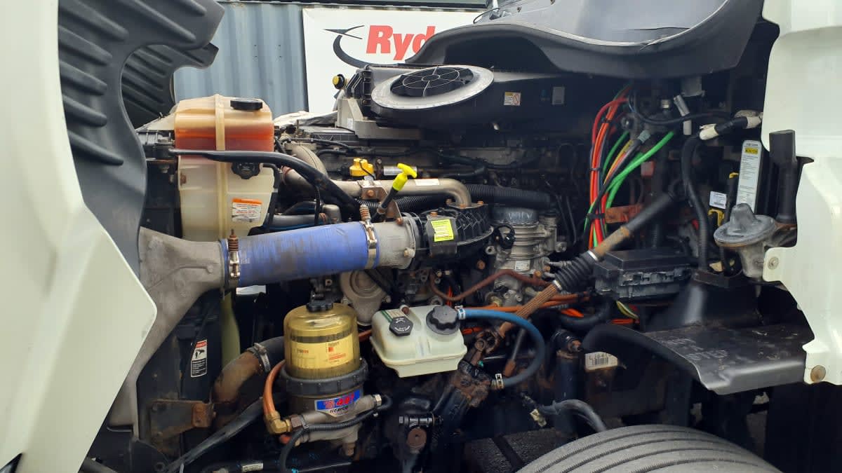 2020 Freightliner Cascadia in Springfield, MA — photo 8