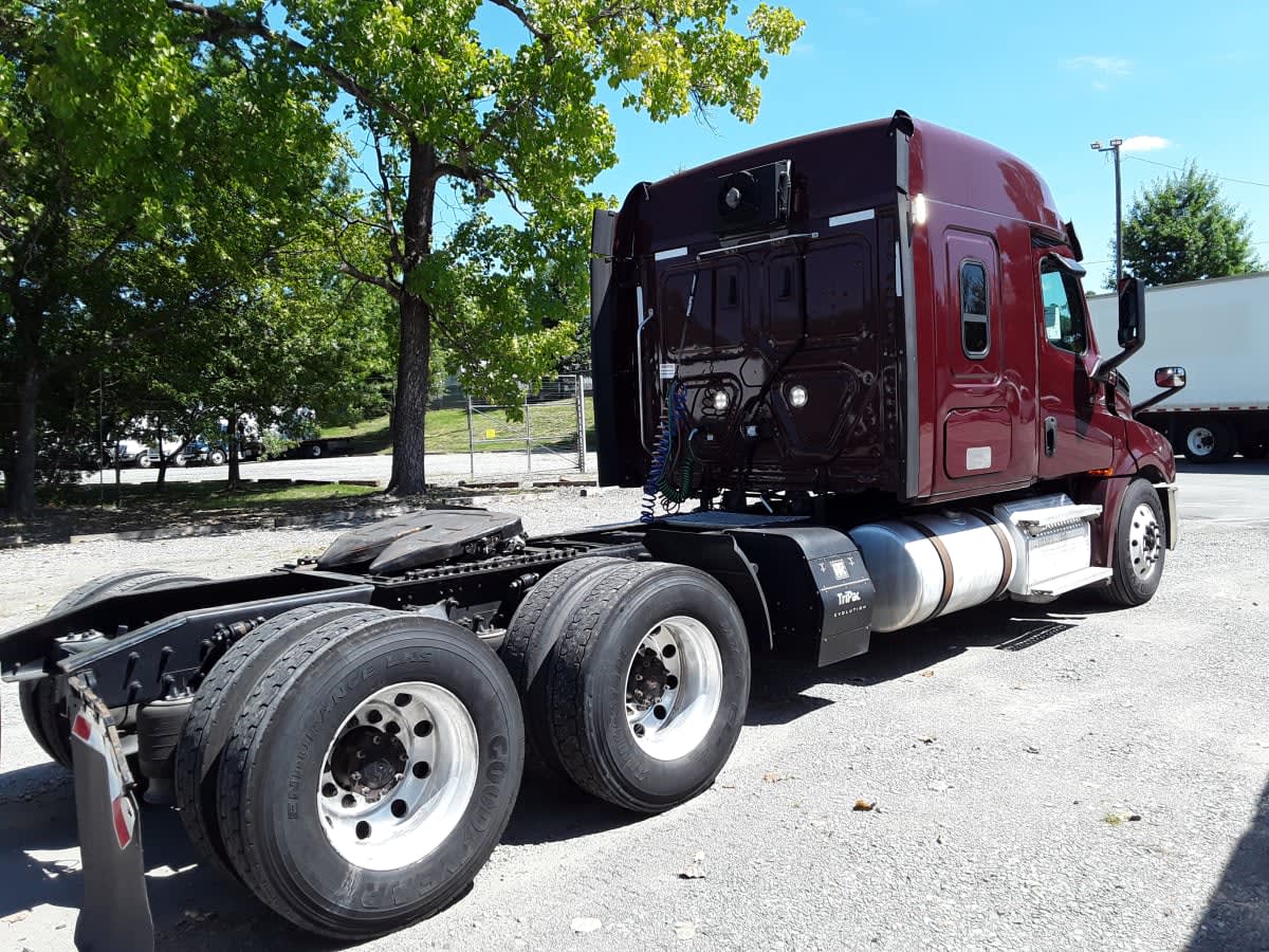 2020 Freightliner NEW CASCADIA PX12664 880013