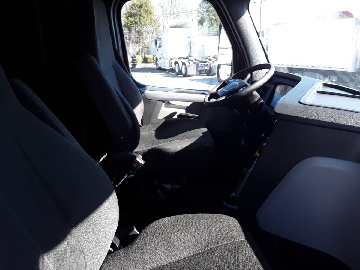 2020 Freightliner - image 12