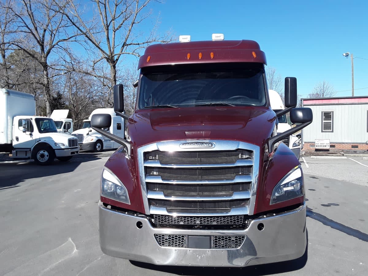 2020 Freightliner - image 2