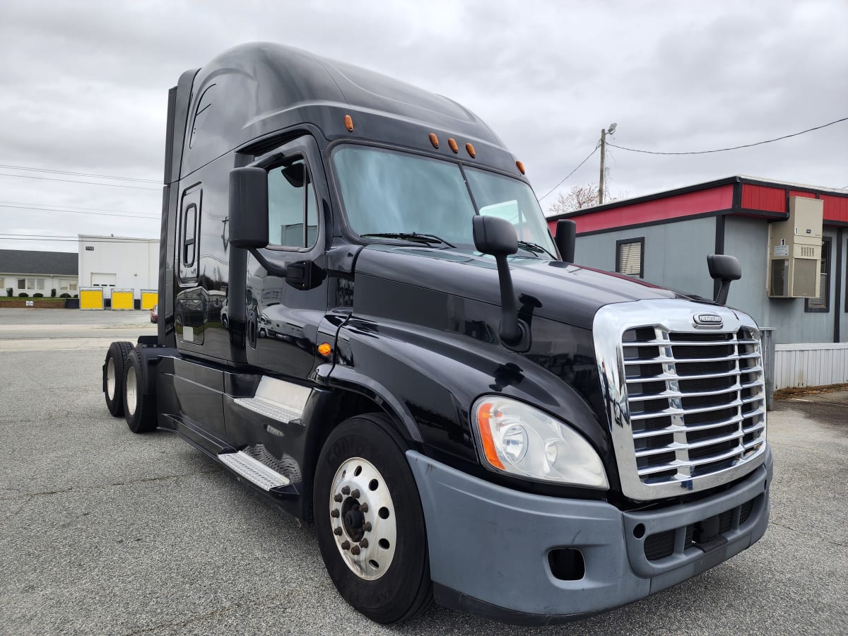 2020 Freightliner/Mercedes CASCADIA 125 880026