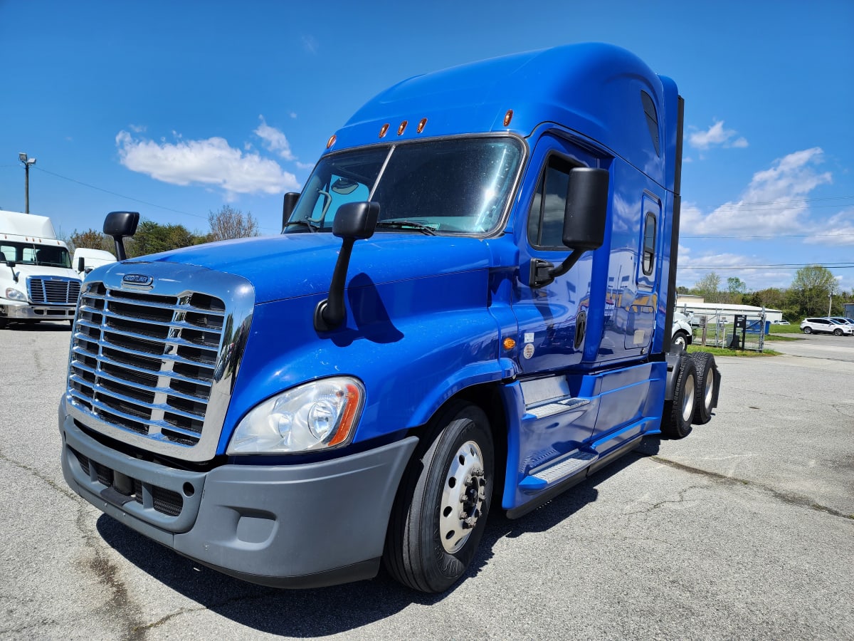 2020 Freightliner/Mercedes CASCADIA 125 880030