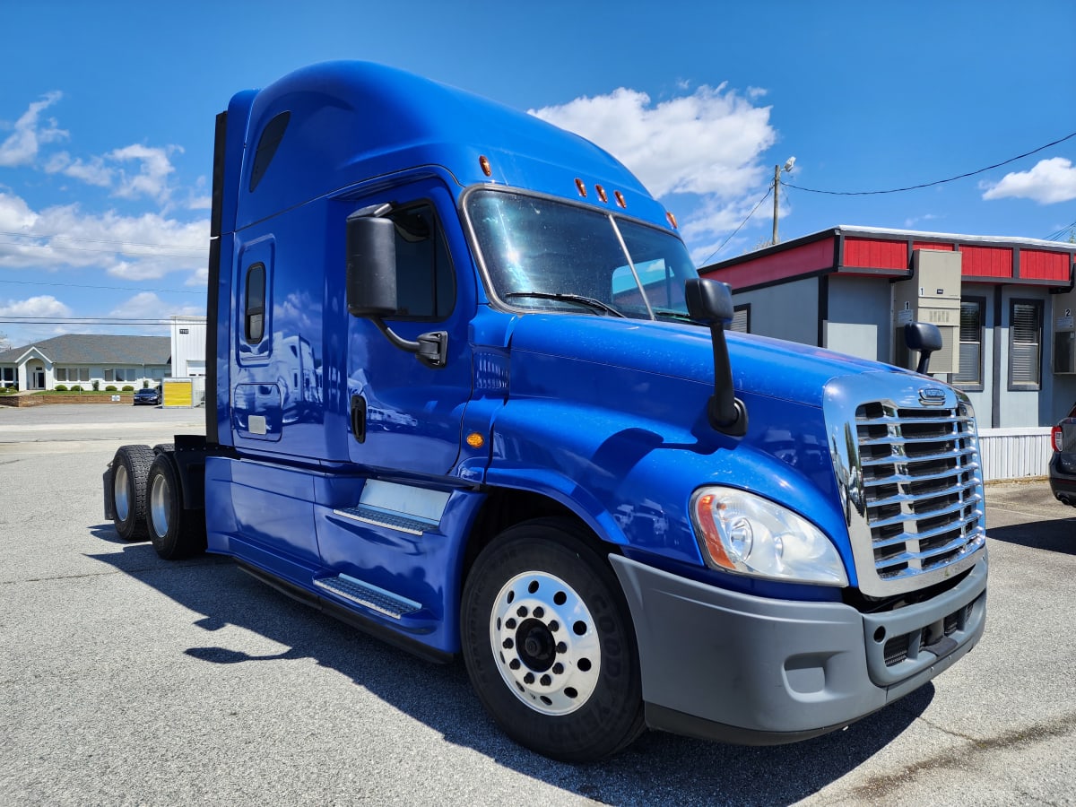 2020 Freightliner/Mercedes CASCADIA 125 880030