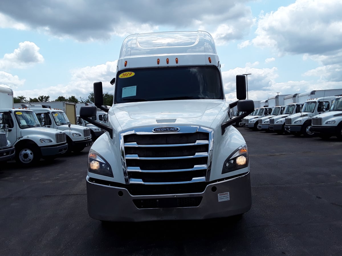 2019 Freightliner/Mercedes NEW CASCADIA PX12664 880034