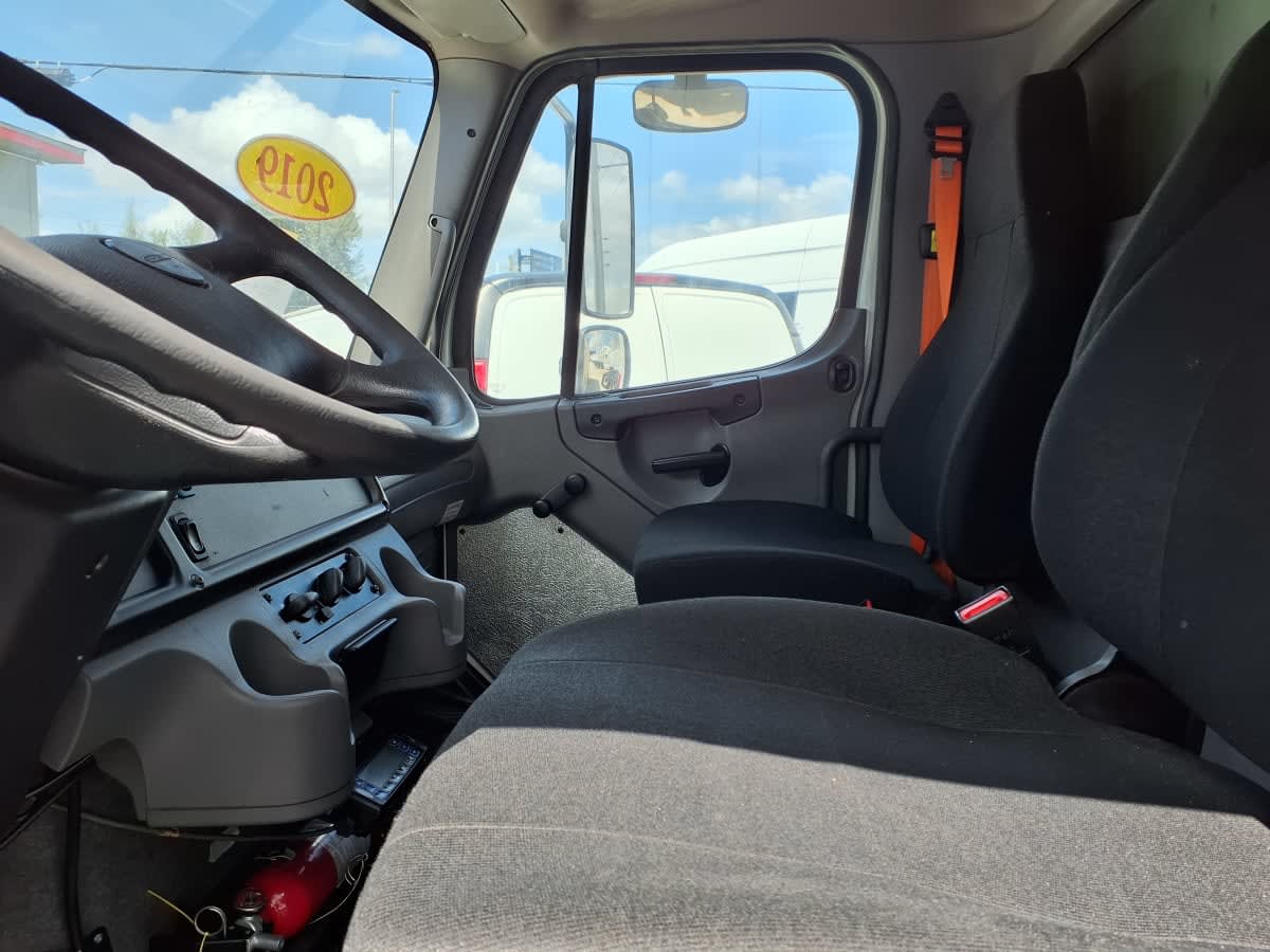 2019 Freightliner M2 106 in Davie, FL — photo 8